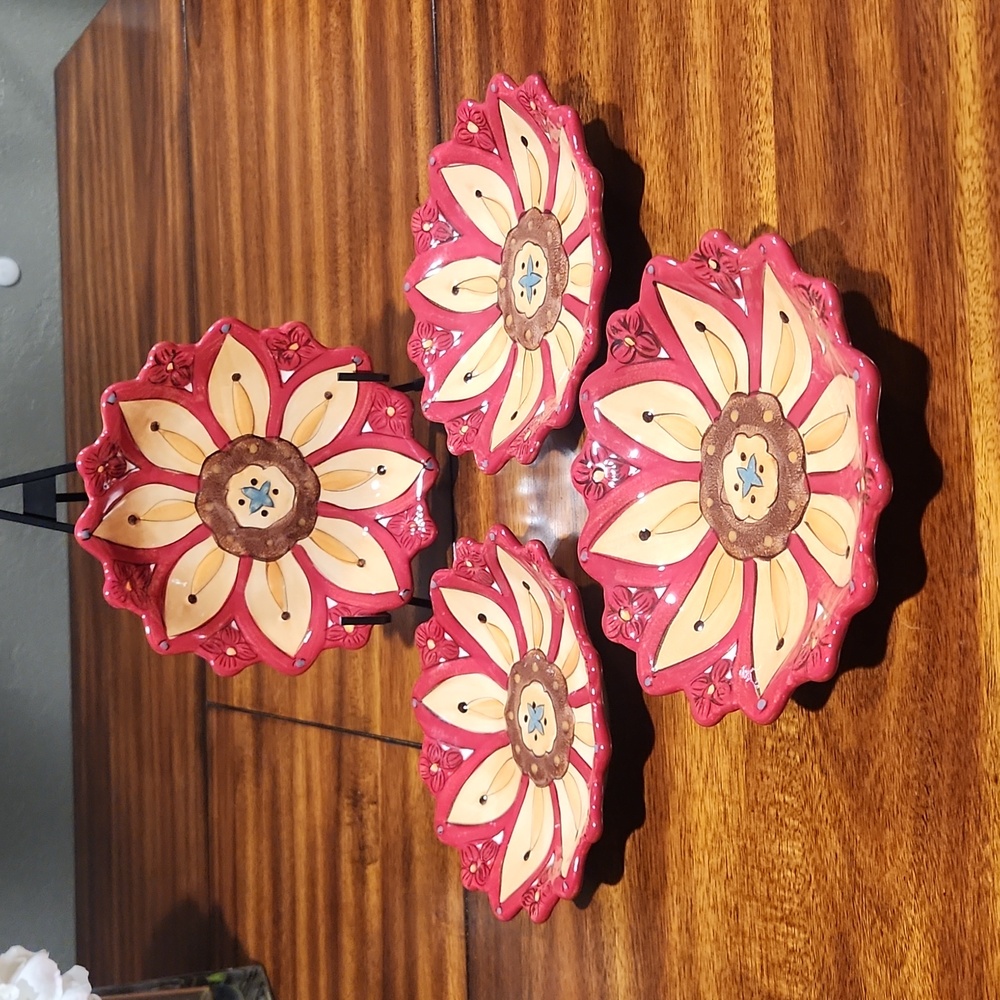 Pier 1 Set of 4 Caryntum Accent Salad Plate